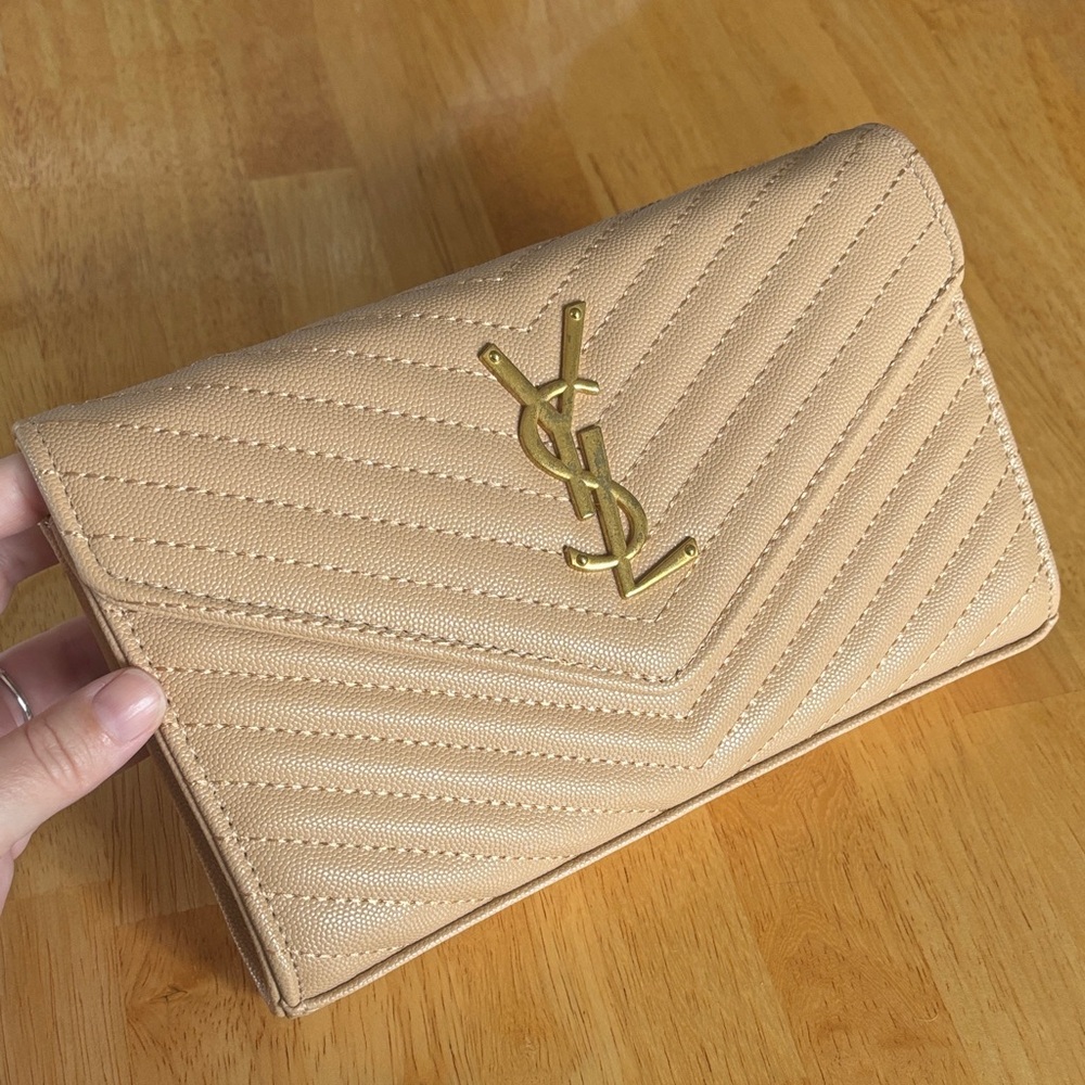 ⭐️ Yves Saint Laurent Tan Quilted Bag /Clutch